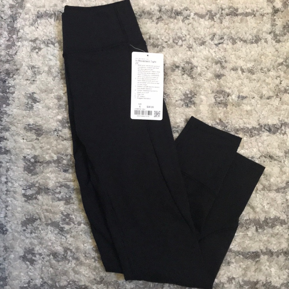Lululemon in the movement tight “25 - Picture 3 of 4